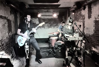 Uralita Rocknrolla Copy