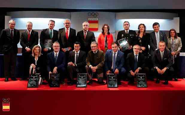 Sierra Nevada 2017, placa olímpica al Mérito Deportivo por el COE