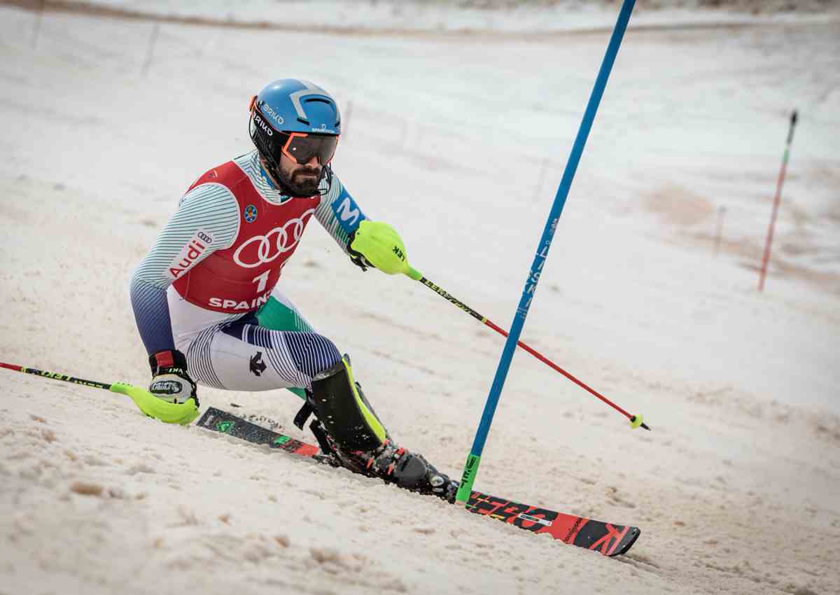 Olympians Núria Pau and Quim Salarich, Spanish slalom champions in Sierra Nevada