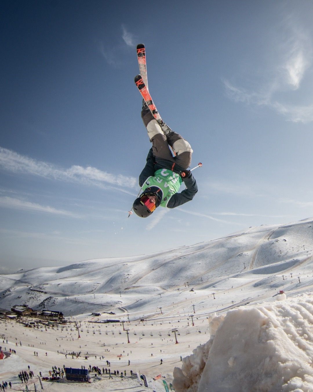 The Olympic champion, protagonist of a camp of moguls at the Visera