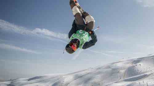 The Olympic champion, protagonist of a camp of moguls at the Visera