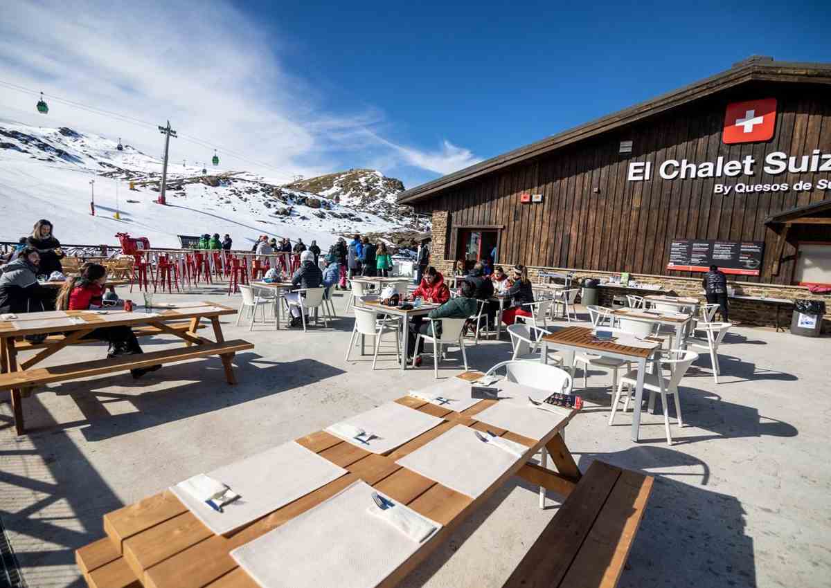 Quesos de Suiza abre su nuevo restaurante en Sierra Nevada