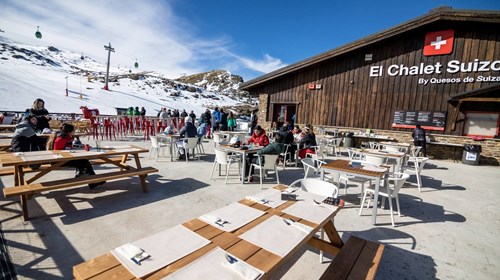 Quesos de Suiza abre su nuevo restaurante en Sierra Nevada