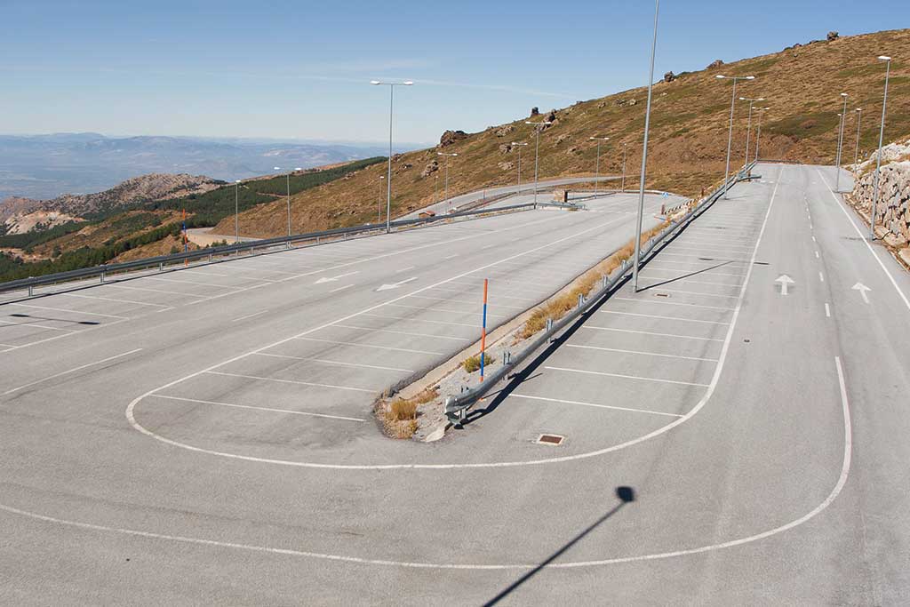 Parking-Las-Sabinas-3.jpg